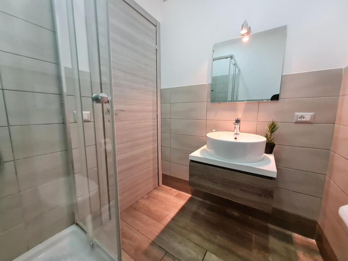 Giulya Guesthouse Rome Exterior photo